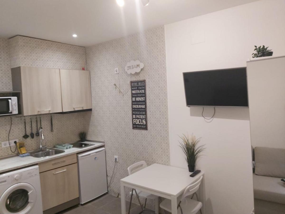 Апартаменты Cozy Studio Reina Sofia Amparo Мадрид Экстерьер фото